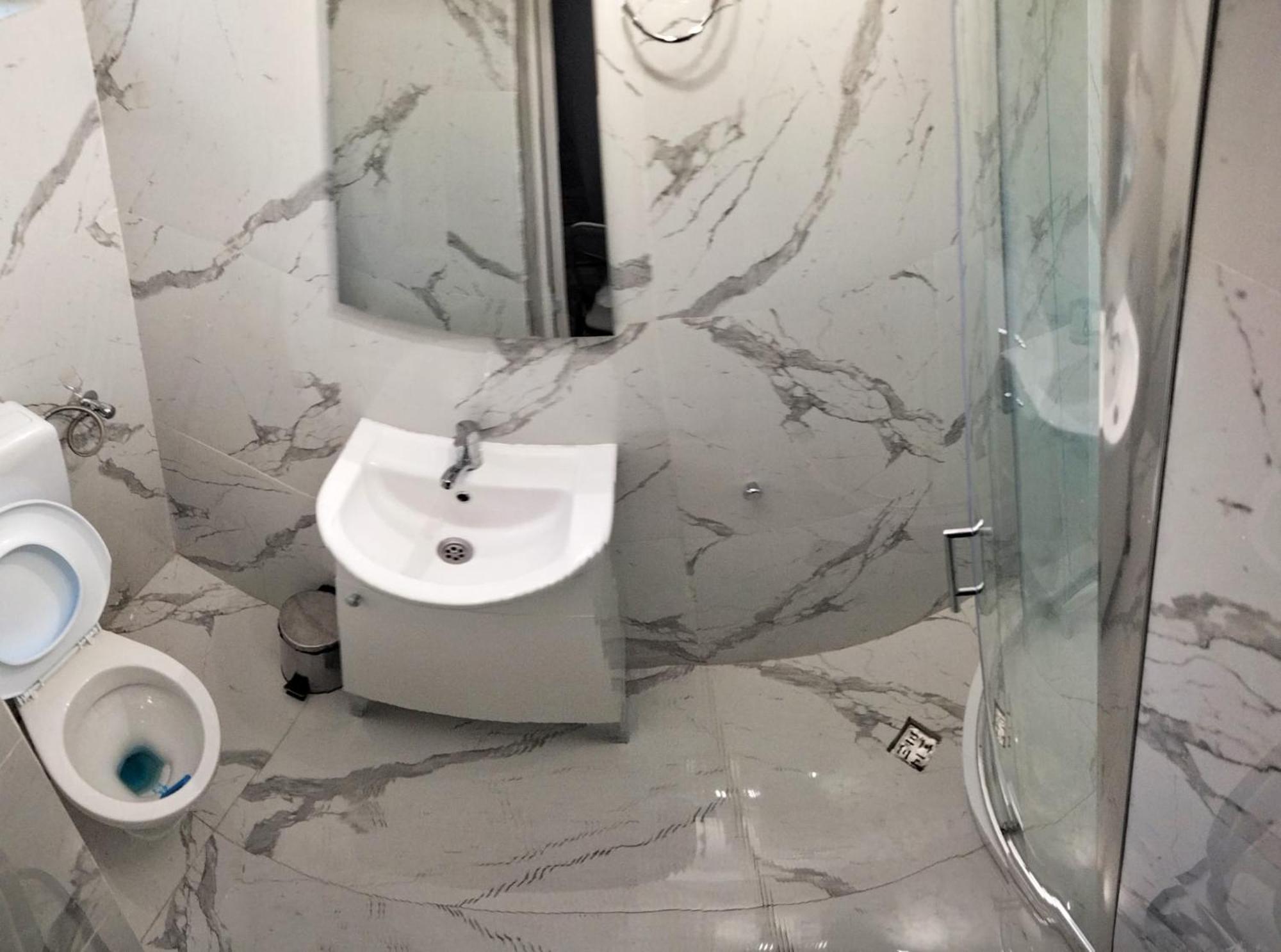 Doi Iepuri Apartment Azuga Luaran gambar