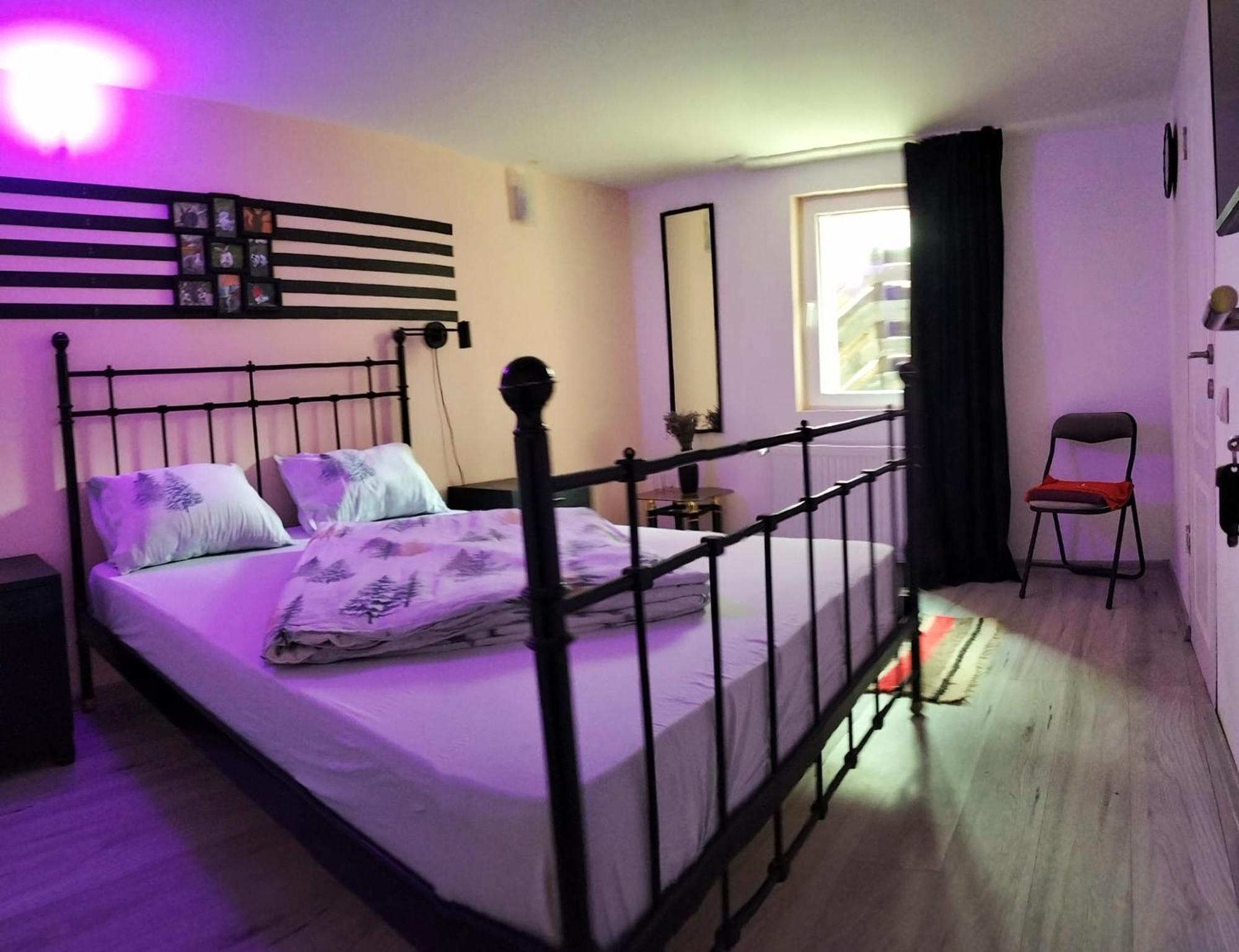 Doi Iepuri Apartment Azuga Luaran gambar